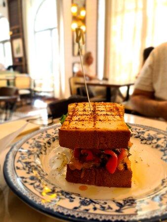 The Pangolin Restaurant & Lounge